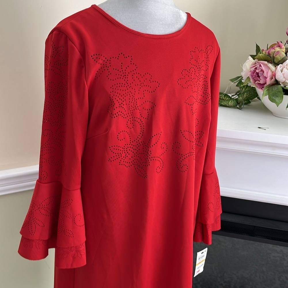 ALFANI Red Laser Cut Bell Sleeve Dress 14P NWT - Picture 11 of 13